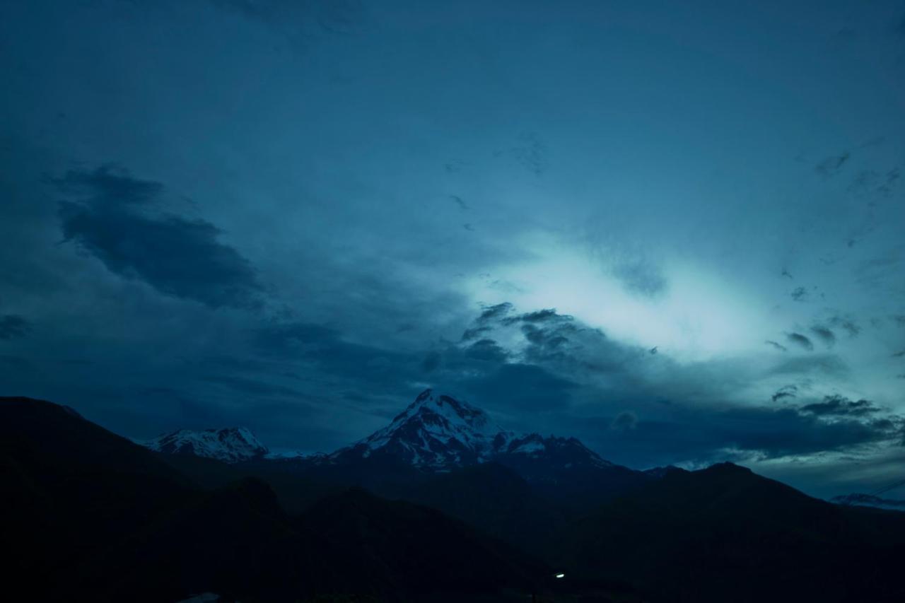 Hotel Noa Kazbegi Bagian luar foto