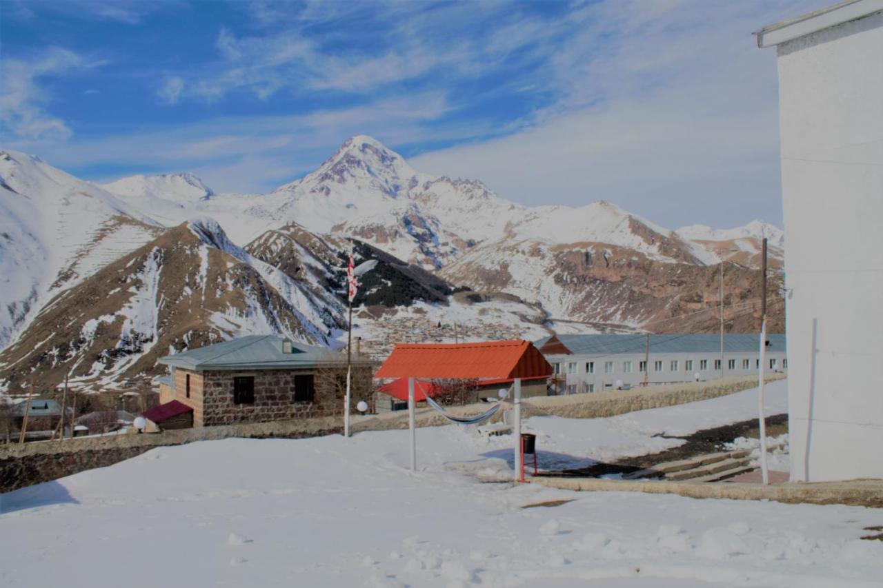Hotel Noa Kazbegi Bagian luar foto