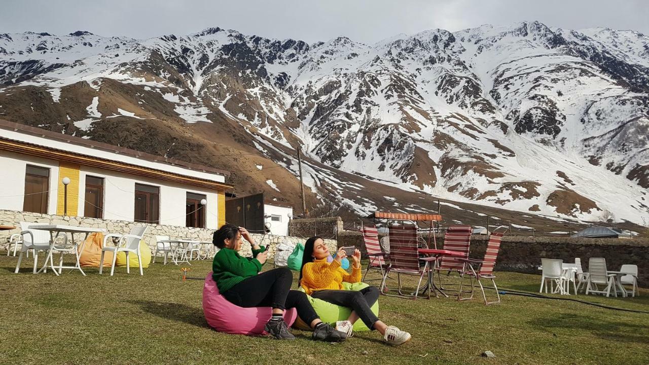 Hotel Noa Kazbegi Bagian luar foto